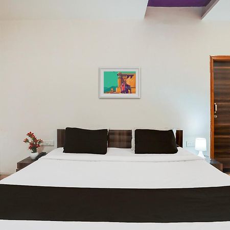 Hotel O Bridge Ahmedabad Exterior photo