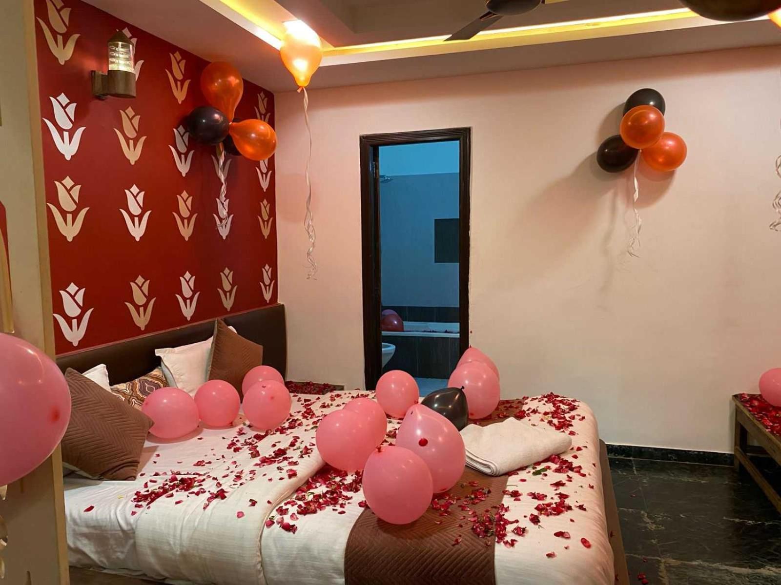 Hotel O Bridge Ahmedabad Exterior photo